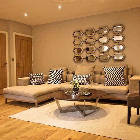 לונדון The Norfolk Townhouse - Stunning 5Bdr Home מראה חיצוני תמונה