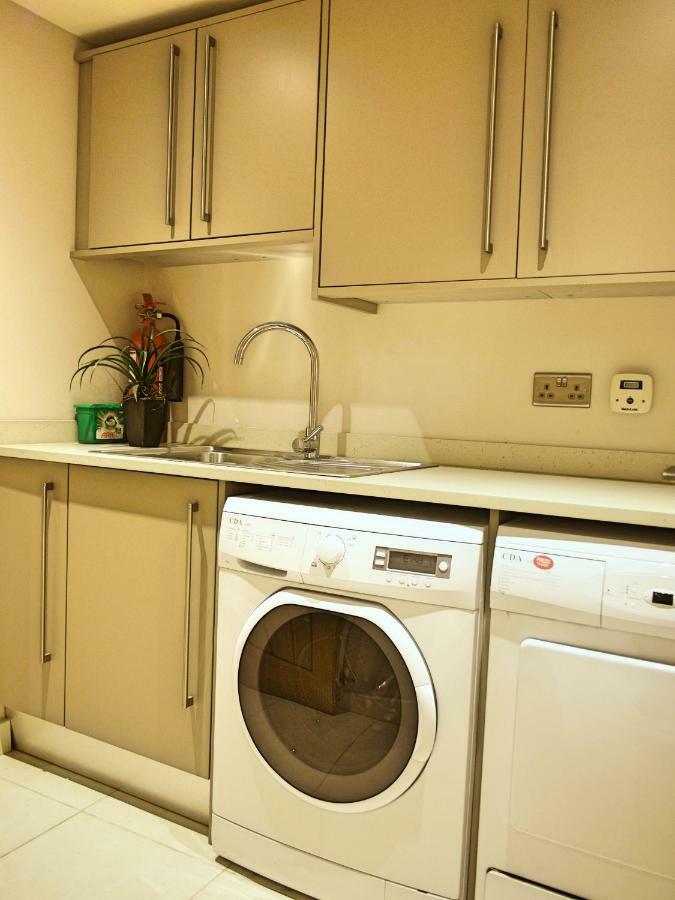 לונדון The Norfolk Townhouse - Stunning 5Bdr Home מראה חיצוני תמונה